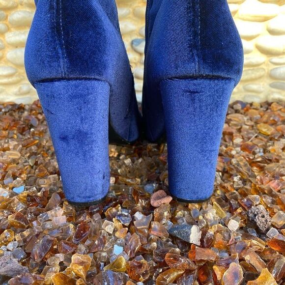 Steven Madden Blue Edit Zip Up Velvet Block Heel Ankle Boots Sz 7 EUC - Picture 6 of 9